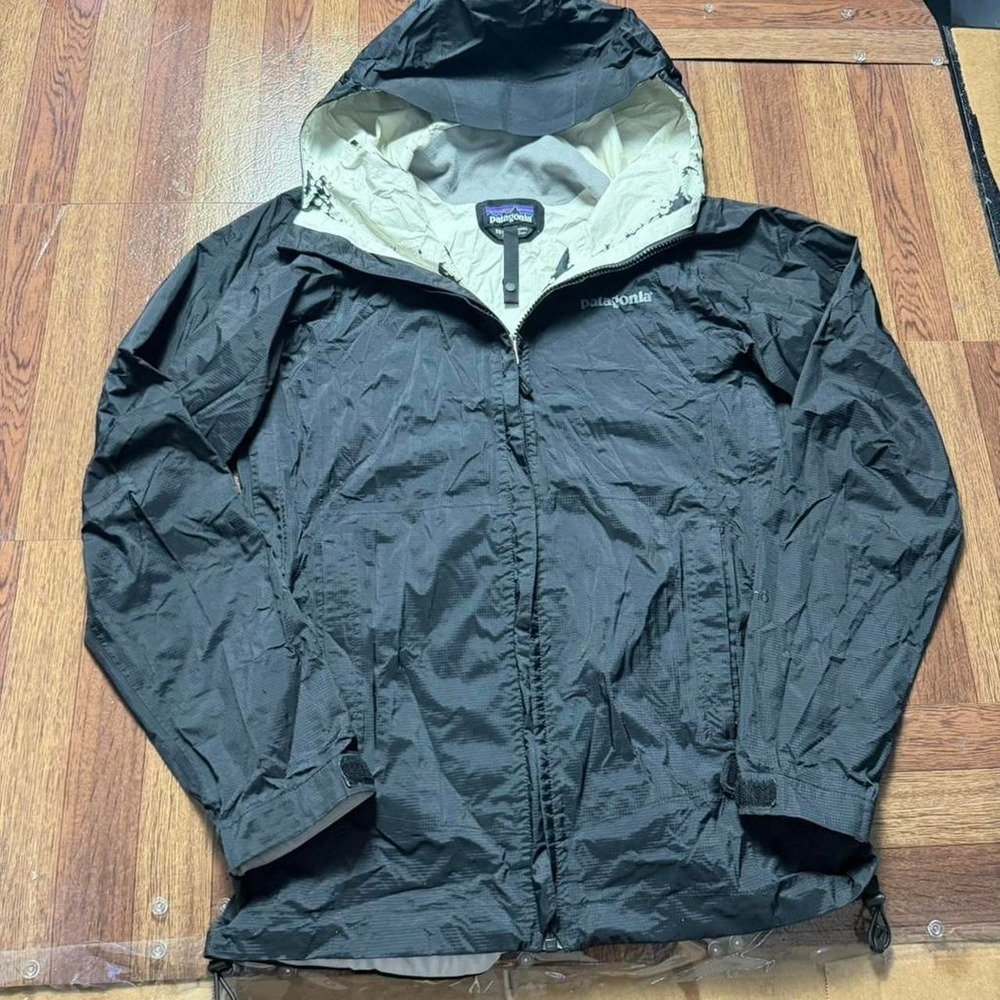 Patagonia Black Women's Torrentshell H2NO Wind Rain Jacket XS